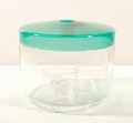  Bowlpot met groene deksel en met twee glazen ontwerp Floris Meydam 1953 uitvoering Glasfabriek Leerdam 