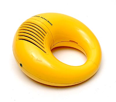  Plastic transistor wrist-r adio R-72 Toot-a-Loop executed by Panasonic / Japan ca.1970 