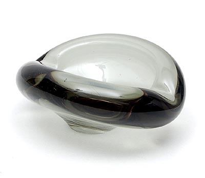  Grey tinted ashtray design Per Lütken 1958 executed by Holmegaard / Denmark 