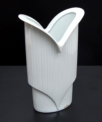  Earthenware vase Prego design Jan van der Vaart 1990 executed by Rosenthal / Germany 