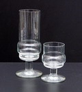  Twee glazen van servies Aruba ontwerp Willem Heesen 1966 uitvoering Glasfabriek Leerdam 