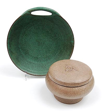 Earthenware dish executed by Zaalberg the Netherlands grey glazed decorated box with lid ca.1970 