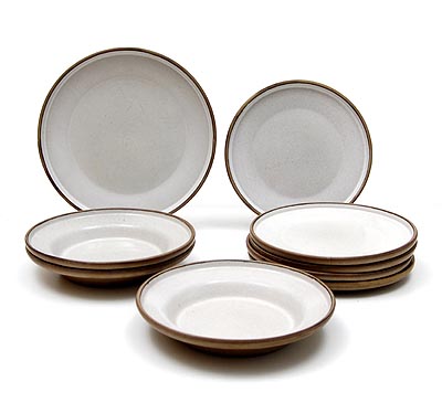  Glazed earthenware plates 9x diam 20,5 24,5 cm Quirina design Lucie Q Bakker 1968 executed by Makkum / the Netherlands 1968-'77 