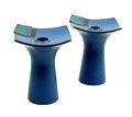  Twee blauw geglazuurde aardewerk kandelaars met groen accent uitvoering Cor Unum ca.1989 