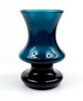 Smaragd groene vaas uit de Industriele serie ontwerp Willem Heesen 1961 uitvoering Glasfabriek Leerdam 