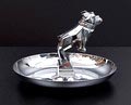 Verchroomde asbak Mack Bulldog geschenk bij de aankoop van een Mack truck ontwerp A.F.Masury 1932 uitvoering Central Die Casting Meg Co Chicago USA 