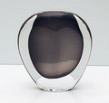 Vase 3538/5 design Nils Landberg 1956 executed by Orrefors / Sweden 