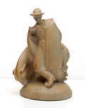 Steengoed sculptuur van Elegante man met ezel ontwerp Zoltan Kiss geb.1895 heeft gewerkt in Oostenrijk Frankrijk en Hongarije uitvoering Sèvres / Frankrijk ca.1930 Dit sculptuur maakte onderdeel uit van een tentoonstelling in het Gemeente Museum Den Haag ca.1930 waar items van Sèvres werden verkocht 