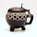 Steengoed mosterdpot ontwerp Richard Riemerschmid 1868-1957 ca.1905 uitvoering Merkelbach / Duitsland 