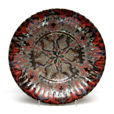  Large earthenware Plazuid wall-plate with decor Unique Metallique painter Jan van Schaik 1946-'50 executed by Plateelbakkerij Zuid-Holland Gouda / the Netherlands 