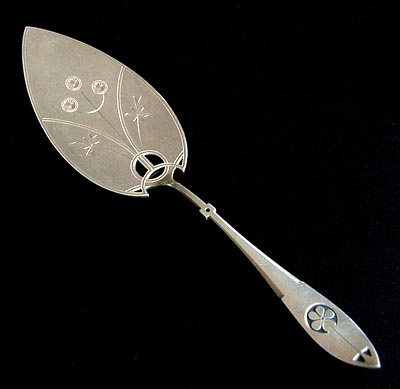  Silver Art-Deco cake-server engraved with satined plate executed by van Kempen Zn Voorschoten / the Netherlands 1916 