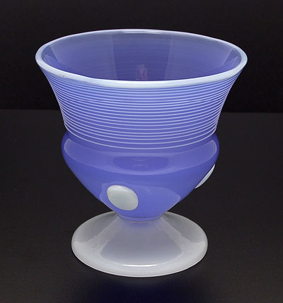  Opaque lilac glass vase with white applied stand three knobs and glasswire design attributed to Michael Powolny ca.1916 executed by Joh Loetz Witwe Klostermühle / Bohemia 