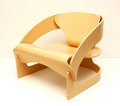  Plywood leunstoel Model no.4801 ontwerp Joe Colombo 1963-'64 uitvoering Kartell Noviglio Italie 