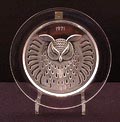  Glass year-plate L'hibou Owl executed by Lalique France 1971 
