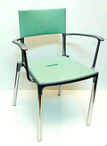  Stoel Blitz gegoten aluminium frame met polypropyleen zitting en rug ontwerp Carlo Bimbi Pablo Romoli uitvoering Segis Italie ca.1995 