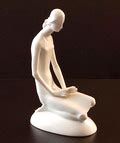  Wit porseleinen beeldje van vrouw Nirvana Figuur no 321 ontwerp Lothar Otto uitvoering Rosenthal / Duitsland 1926 