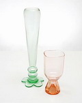  Groene karaf met rose glas ontwerp Borek Sípek ca.1995 uitvoering Bohemen 