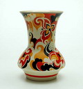  Aardewerk vaas met polychrome Art Nouveau-stijl decoratie uitvoering Société Ceramique Maestricht ca.1930 