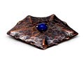  Roodkoperen gehamerde Amsterdamse School broche met donker patina en cabuchon geslepen lapis lazuli Nederland ca.1925 