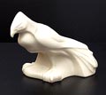  Wit geglazuurd aardewerk sculptuur van Kuikendief ontwerp Jan Schonk 1928-'30 uitvoering Ivora / Gouda 