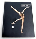  Boek / brochure Moooi de Moooi Collectie 2004 Art Direction Marcel Wanders met foto's van Erwin Olaf 