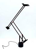  Bureaulamp Tizio halogeen ABS plastic aluminium ontwerp Richard Sapper 1932- 1972 uitvoering Artemide Milano / Italië 1998 