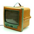 TV-set Jim Nature gemaakt van gelijmd zaagsel en andere materialen ontwerp Philippe Starck 1994 uitvoering Thompson / Frankrijk voor SABA / Duitsland Portable Pal / Secam incl afstandbediening en gebruiksaanwijzing 