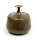 Steengoed vaas met spikkelglazuur ontwerp Jan Meidell 1973 uitgevoerd bij de Experimentele Afdeling van de Porceleyne Fles / Delft 