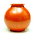 Oranje geglazuurde aardewerk vaas omgebouwd tot lampvoet ontwerp C.de Lorm 1925 uitvoering Plateelbakkerij Zuid-Holland / Gouda 