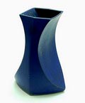 Blauw geglazuurde porseleinen Multipel vaas ontwerp Jan van der Vaart 1989 uitvoering in eigen atelier 
