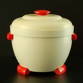 Witte bakelieten ijsemmer groot met rode handgrepen pootjes en knop uitvoering Thermos / Engeland ca.1950 