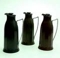 Bakelieten thermoskannen 3x 1x bruin 1x zwart 1x groen uitvoering Thermos London / Engeland 1925 kleuren herzien 