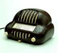 Bruine bakelieten radio Sonorette 110 V uitvoering Sonora Frankrijk 1952 