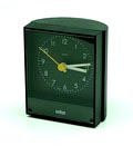 Zwarte kunststof wekker AB-4 quartz ontwerp Dietrich Lubs 1987 uitvoering Braun / Duitsland 