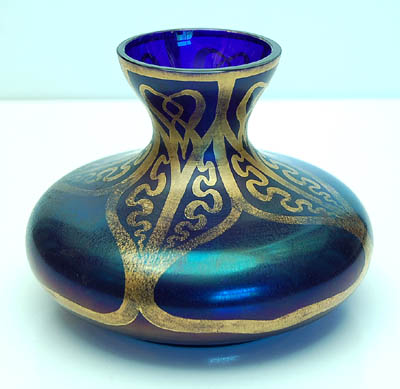Coboltblue vase with guilded decoration on luster underground design attributed to Fritz Heckert / Germany ca.1900 