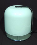 Kunststof vloerlamp op verchroomde voet Harveiluce ontwerp uitvoering Guzzini / Italie ca.1975 
