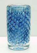 Dikwandige Serica vaas met opgesloten luchtbellen blauwe kleurpoeders en antimooncraquelé ontwerp Floris Meydam 1963 uitvoering Leerdam / Holland 
