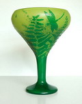  Bendor cameovaas met decoratie van varens en libelle uitvoering Île de Bendor Glass Company Frankrijk 1960-'81 