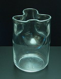 Glazen schenkkan Trinidad Carafe ontwerp Enzo Mari 1969 uitvoering Danese / Italie 