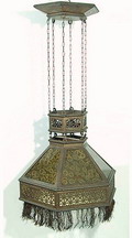  Amsterdamse School hanglamp met gebrandschilderde raampjes in de Olio techniek uitgevoerd door Glasatelier Bogtman Haarlem ca.1925 