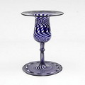  Voor de lamp geblazen vaasje met blauwe slinger uitvoering Ilmenau / Thuringen Bohemen ca.1935 