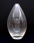  Helderglazen vaas met geslepen verticale lijnen ontwerp Tapio Wirkkala 1947 uitvoering Iittala / Finland 1957 