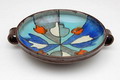  Aardewerk schaal met polychrome decoratie en handvaten uitvoering Goldscheider Wenen / Oostenrijk 1928-'38 