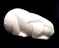  Aardewerk sculpture van Konijn met gecraqueleerd glazuur gemerkt Leroy uitvoering F/G ca.1930 