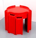  Nest van 3 kunststof tafeltjes ontwerp Giotto Stoppino 1968 uitvoering Kartell Italië 