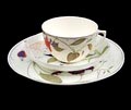  Eierschaal kop schotel en ontbijtbordje Petit déjeuner met polychrome florale decoratie uitvoering Rozenburg / Den Haag ca.1910 