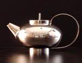 Verzilverde theepot ontwerper onbekend uitvoering Christofle / France 