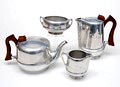 Thee- koffiepot melkkan suikerpot ontwerp ca.1950 uitvoering Picquot Ware / Engeland jaar van uitvoering onbekend 