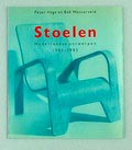  Stoelen Nederlandse ontwerpen 1945-1985 auteurs Peter Vöge en Bab Westerveld uitgegeven door Meulenhoff 1986 Nederlandse tekst 