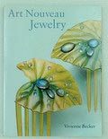 Art Nouveau Jewelry auteur Vivienne Becker uitgegeven door Thames Hudson London 1998 Engelse tekst 